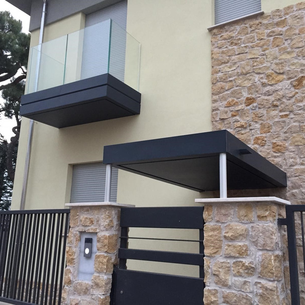 Realizzazione Infissi Taglio Termico e Parapetti